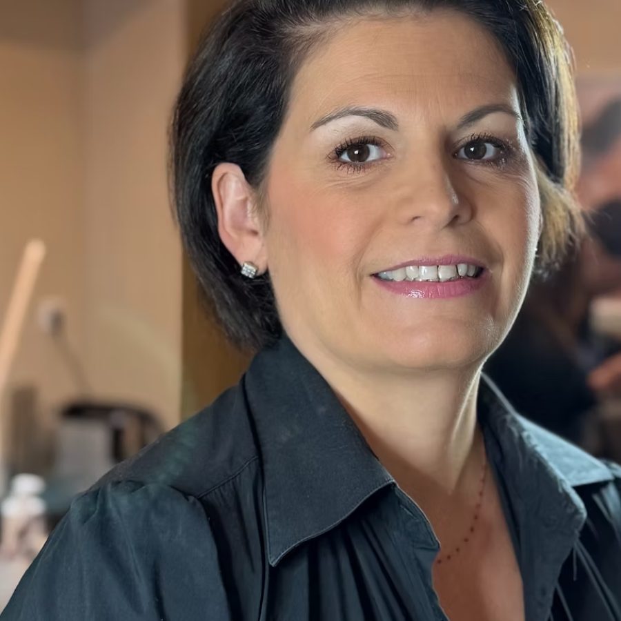Marie-Fleur, Gérante de l'institut · 20 ans d'expertise depuis 2006, à l'institut Secrets de Beauté Marie-Fleur